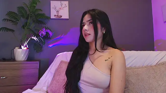 Snapshot of adara_johnson__ chatting on May 20, 2026, 12:24 pm adara johnson online show from May 20, 2026, 12:24 pm
