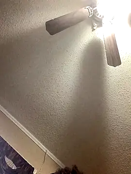 yosparky online show from September 13, 2025, 9:37 pm