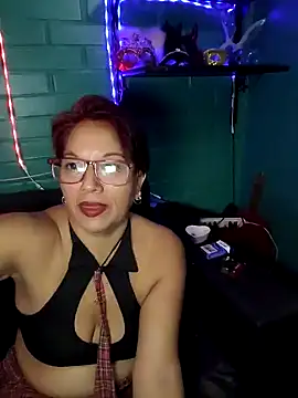 Snapshot of TRISH_MILF chatting on February 5, 2025, 1:04 am TRISH MILF online show from February 5, 2025, 1:04 am