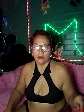 Snapshot of TRISH_MILF chatting on March 20, 2025, 1:02 am TRISH MILF online show from March 20, 2025, 1:02 am