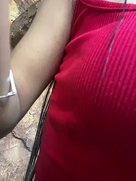 Snapshot of sophie_conor chatting on February 7, 2025, 7:17 pm sophie conor online show from February 7, 2025, 7:17 pm