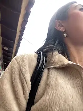 Snapshot of sophie_conor chatting on March 3, 2025, 8:11 pm sophie conor online show from March 3, 2025, 8:11 pm