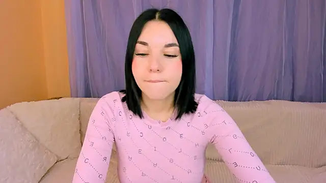 Snapshot of Kate_Ree chatting on April 10, 2026, 6:42 am Kate Ree online show from April 10, 2026, 6:42 am