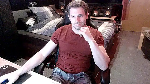 dreamwallker21 online show from May 20, 2026, 7:11 pm