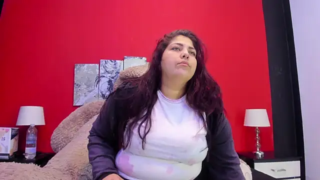 Kendra Hot1 online show from February 19, 2025, 11:06 am