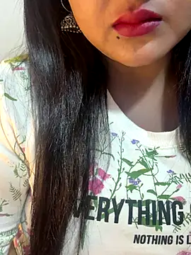 Ayesha mahi online show from December 3, 2025, 8:36 am