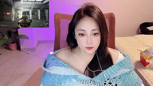 Snapshot of Daisy-77 chatting on April 29, 2026, 1:04 pm Daisy-77 online show from April 29, 2026, 1:04 pm