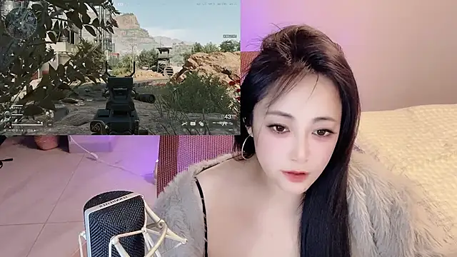 Snapshot of Daisy-77 chatting on April 23, 2026, 12:29 pm Daisy-77 online show from April 23, 2026, 12:29 pm