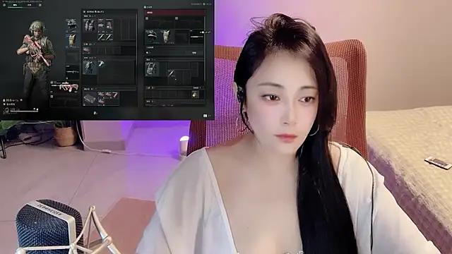 Snapshot of Daisy-77 chatting on April 13, 2026, 1:04 pm Daisy-77 online show from April 13, 2026, 1:04 pm