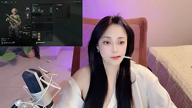 Snapshot of Daisy-77 chatting on May 12, 2026, 1:39 pm Daisy-77 online show from May 12, 2026, 1:39 pm