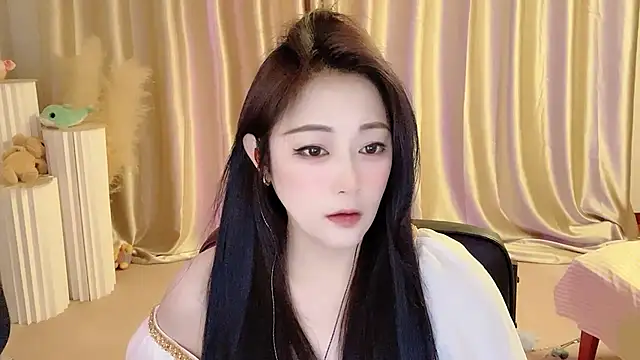 Daisy-77 online show from March 12, 2025, 6:00 pm