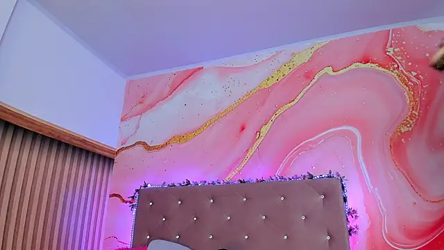 Snapshot of Daisy__rose chatting on February 18, 2025, 11:00 am Daisy rose online show from February 18, 2025, 11:00 am