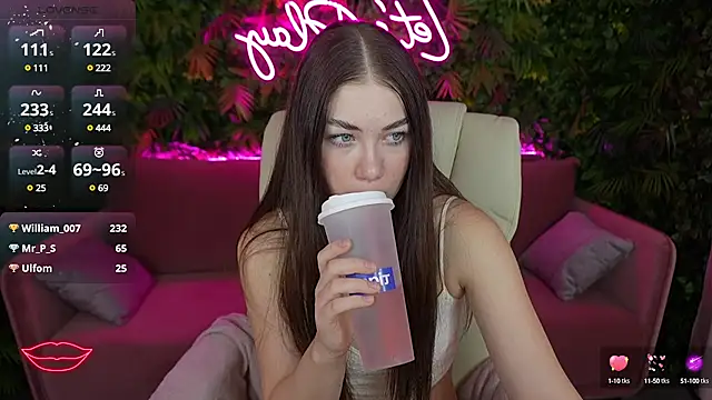 Sunny Sweety online show from February 28, 2025, 4:10 am