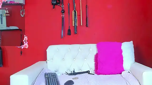 Snapshot of MIA_SOPHIA1 chatting on December 5, 2024, 8:16 am MIA SOPHIA1 online show from December 5, 2024, 8:16 am