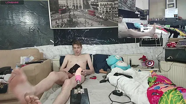 Snapshot of Doggyray44 chatting on March 12, 2025, 2:09 am Doggyray44 online show from March 12, 2025, 2:09 am