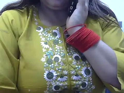 Snapshot of bhabhi_jaan11 chatting on October 25, 2025, 1:34 pm bhabhi jaan11 online show from October 25, 2025, 1:34 pm