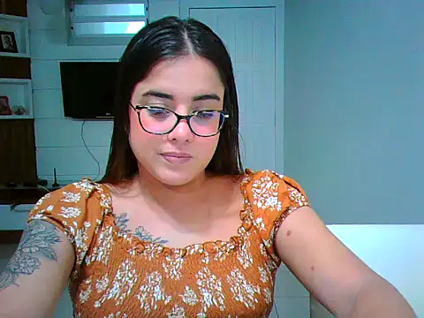 Snapshot of maliamiller chatting on April 2, 2026, 5:41 pm maliamiller online show from April 2, 2026, 5:41 pm