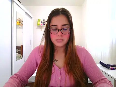 Snapshot of maliamiller chatting on May 28, 2026, 7:53 pm maliamiller online show from May 28, 2026, 7:53 pm