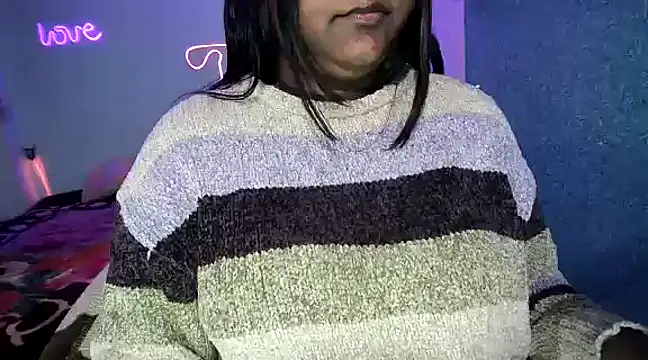 Snapshot of expression_queen chatting on January 12, 2025, 7:31 pm expression queen online show from January 12, 2025, 7:31 pm