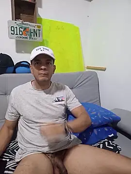 latinmartin73 online show from October 21, 2025, 1:16 am