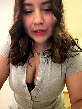 Snapshot of kittyfresita chatting on January 9, 2026, 6:09 am kittyfresita online show from January 9, 2026, 6:09 am