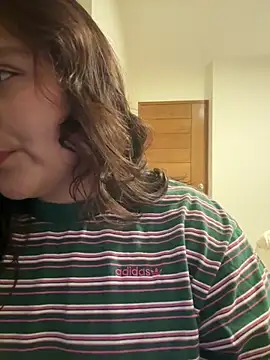 Snapshot of kittyfresita chatting on February 6, 2026, 2:18 am kittyfresita online show from February 6, 2026, 2:18 am