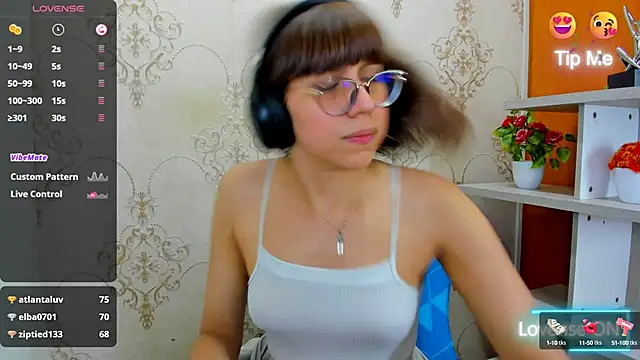 Snapshot of Nataly_Cloud chatting on March 2, 2025, 3:52 pm Nataly Cloud online show from March 2, 2025, 3:52 pm