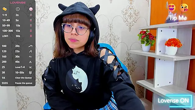 Snapshot of Nataly_Cloud chatting on March 9, 2025, 12:53 pm Nataly Cloud online show from March 9, 2025, 12:53 pm