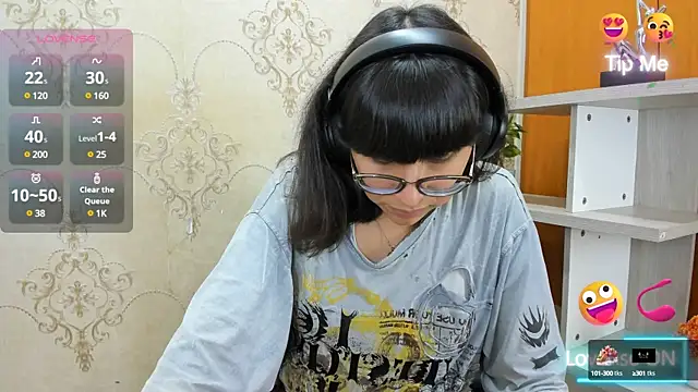 Snapshot of Nataly_Cloud chatting on February 4, 2025, 3:47 pm Nataly Cloud online show from February 4, 2025, 3:47 pm