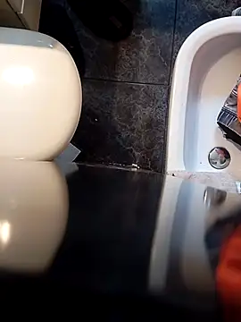 Snapshot of jovenestraviesos chatting on February 14, 2026, 5:02 pm jovenestraviesos online show from February 14, 2026, 5:02 pm