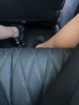 Snapshot of jovenestraviesos chatting on February 19, 2026, 11:51 am jovenestraviesos online show from February 19, 2026, 11:51 am