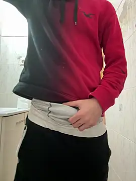 Snapshot of jovenestraviesos chatting on February 10, 2026, 8:19 pm jovenestraviesos online show from February 10, 2026, 8:19 pm