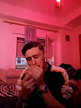 Snapshot of jovenestraviesos chatting on March 17, 2025, 6:21 pm jovenestraviesos online show from March 17, 2025, 6:21 pm