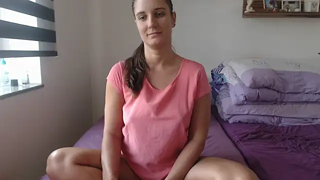 jennifer11772 online show from June 30, 2026, 9:20 am