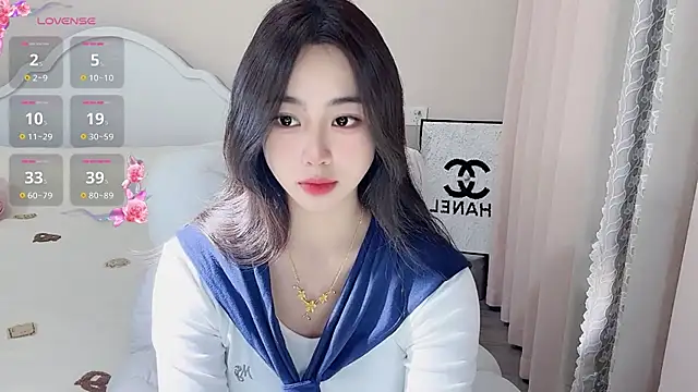 Caitlyn   online show from February 21, 2025, 1:55 pm