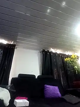 Fenix 528 online show from October 26, 2025, 8:20 pm