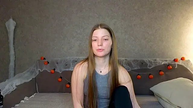 Snapshot of Jane_Eyre chatting on October 27, 2025, 6:31 pm Jane Eyre online show from October 27, 2025, 6:31 pm