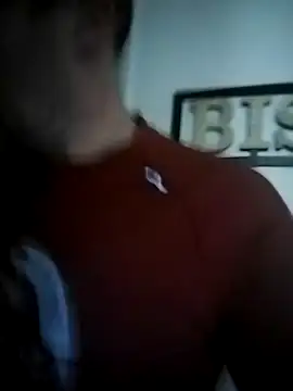 Snapshot of Manou1971 chatting on February 3, 2025, 6:49 pm Manou1971 online show from February 3, 2025, 6:49 pm