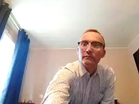 Snapshot of Manou1971 chatting on February 9, 2025, 9:37 am Manou1971 online show from February 9, 2025, 9:37 am