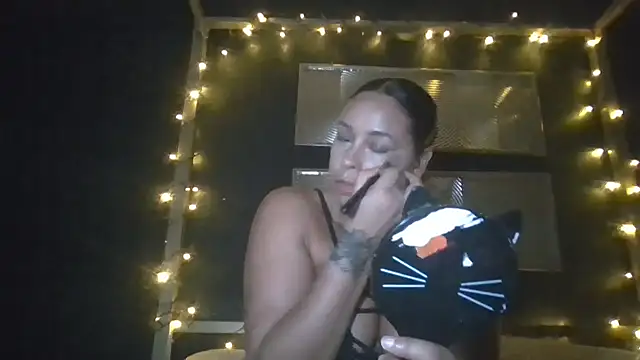 Snapshot of bigbootyjayda chatting on November 28, 2025, 12:55 am bigbootyjayda online show from November 28, 2025, 12:55 am