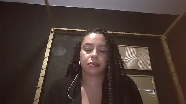Snapshot of bigbootyjayda chatting on December 16, 2025, 4:44 pm bigbootyjayda online show from December 16, 2025, 4:44 pm