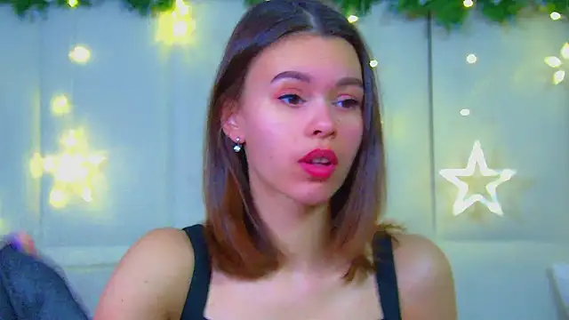 Snapshot of PollyLanders chatting on December 3, 2025, 6:40 pm PollyLanders online show from December 3, 2025, 6:40 pm