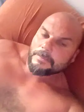 Snapshot of Javierchico chatting on June 23, 2026, 9:18 am Javierchico online show from June 23, 2026, 9:18 am