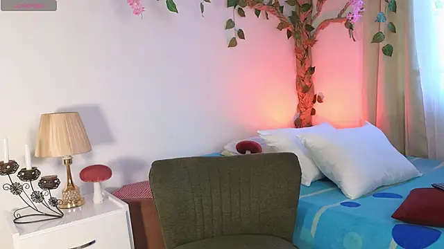 Tommyfoxboy online show from September 22, 2025, 1:06 pm