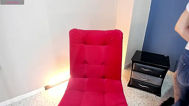 Snapshot of EmaVolkov chatting on February 8, 2025, 3:41 am EmaVolkov online show from February 8, 2025, 3:41 am