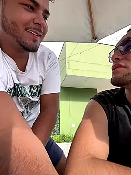 thiagowes online show from November 1, 2025, 8:36 pm