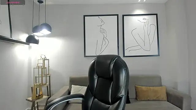 Snapshot of RebeccaHudson chatting on February 5, 2026, 7:32 pm RebeccaHudson online show from February 5, 2026, 7:32 pm