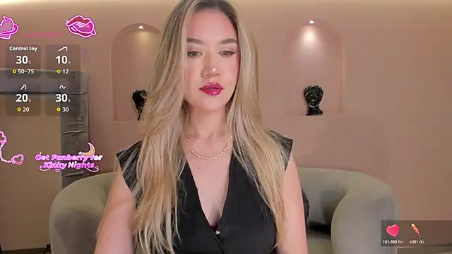 Snapshot of RebeccaHudson chatting on February 23, 2026, 8:20 pm RebeccaHudson online show from February 23, 2026, 8:20 pm