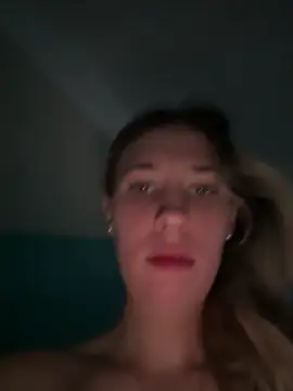 M1ssyk1ssy online show from January 5, 2025, 6:13 pm