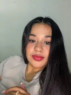 Snapshot of Aitana98_ chatting on July 5, 2026, 4:19 am Aitana98 online show from July 5, 2026, 4:19 am